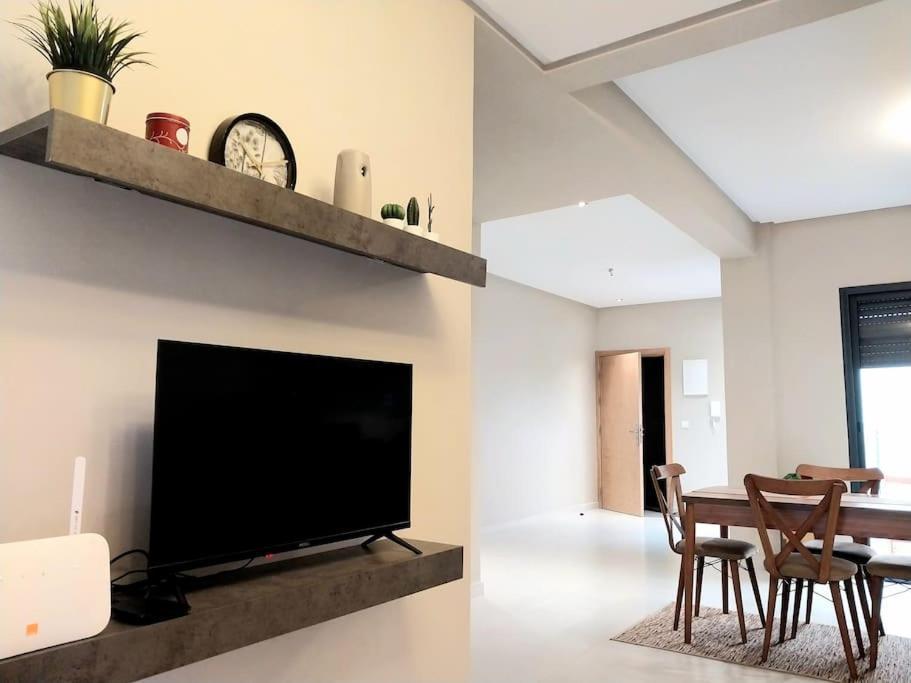 Appartement Cosy Proche Aeroport Deroua Екстериор снимка
