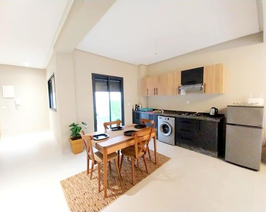 Appartement Cosy Proche Aeroport Deroua Екстериор снимка